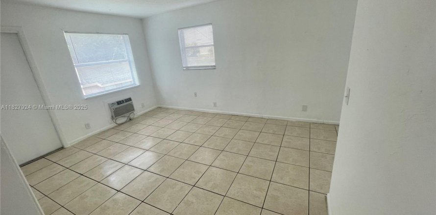 Villa ou maison à West Palm Beach, Floride 2 chambres, 74.32 m2 № 1799650