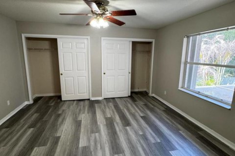 Townhouse in St. Lucie, Florida 3 bedrooms, 144.93 sq.m. № 2191065 - photo 16