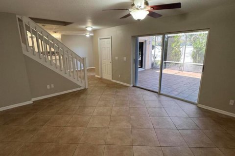 Townhouse in St. Lucie, Florida 3 bedrooms, 144.93 sq.m. № 2191065 - photo 9