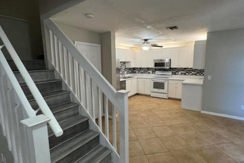 Townhouse in St. Lucie, Florida 3 bedrooms, 144.93 sq.m. № 2191065 - photo 11