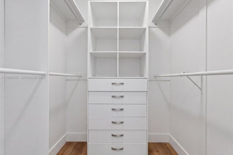 Condominio en venta en Sunny Isles Beach, Florida, 2 dormitorios, 148.64 m2 № 2067577 - foto 13