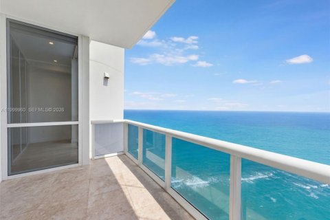 Condominio en venta en Sunny Isles Beach, Florida, 2 dormitorios, 148.64 m2 № 2067577 - foto 24