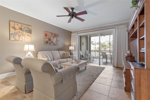 Condo in Palm Coast, Florida, 3 bedrooms № 2208752 - photo 10