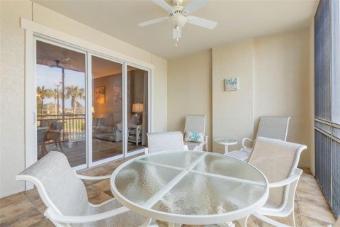 Condo in Palm Coast, Florida, 3 bedrooms № 2208752 - photo 12