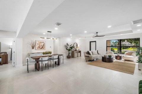 Villa ou maison à vendre à Lighthouse Point, Floride: 4 chambres, 201.41 m2 № 2397915 - photo 8