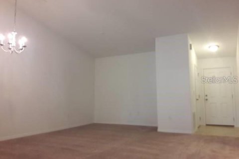 Apartamento en alquiler en Palm Coast, Florida, 3 dormitorios, 114.36 m2 № 1903385 - foto 3