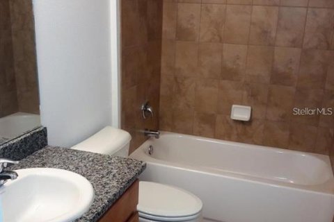 Apartamento en alquiler en Palm Coast, Florida, 3 dormitorios, 114.36 m2 № 1903385 - foto 5