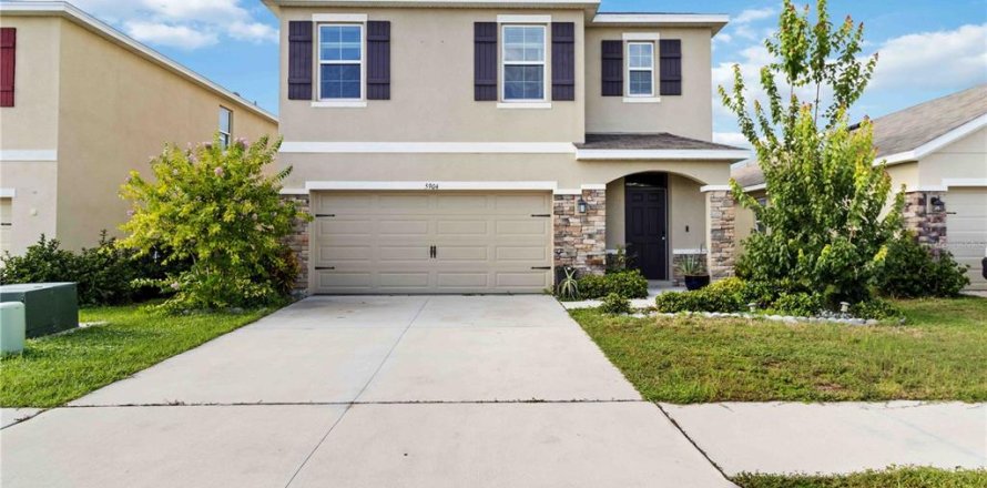 House in Sarasota, Florida 5 bedrooms, 229.93 sq.m. № 1883961