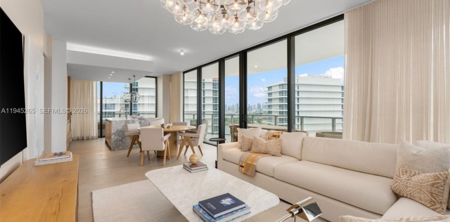 Кондоминиум с 3 спальнями в Майами-Бич, Флорида № 2001871