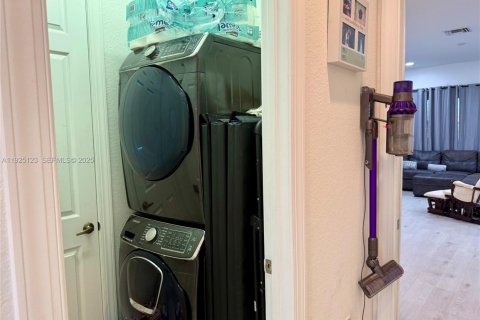 Купить таунхаус в Паркленд, Флорида 3 спальни, 141.58м2, № 2034554 - фото 9