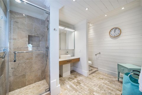 Casa en alquiler en Miami Beach, Florida, 4 dormitorios, 204.38 m2 № 2025561 - foto 18