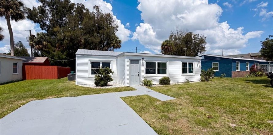 Villa ou maison à Melbourne, Floride 3 chambres, 105.72 m2 № 2200993