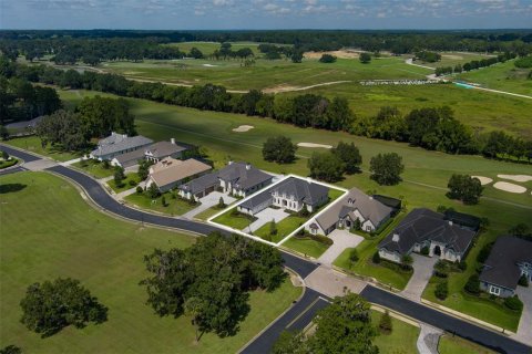 House in Ocala, Florida 4 bedrooms, 297.66 sq.m. № 1515458 - photo 30