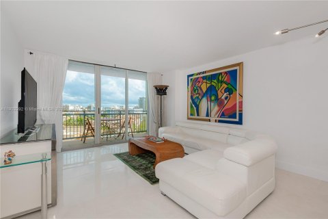 Condo in Miami Beach, Florida, 1 bedroom  № 2052731