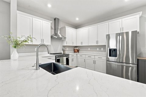 House in Tampa, Florida 5 bedrooms, 222.97 sq.m. № 2348307 - photo 22