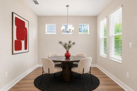 House in Tampa, Florida 5 bedrooms, 222.97 sq.m. № 2348307 - photo 8
