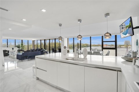 Condominio en alquiler en Boca Raton, Florida, 4 dormitorios, 241.55 m2 № 1935345 - foto 27