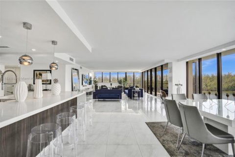 Condominio en alquiler en Boca Raton, Florida, 4 dormitorios, 241.55 m2 № 1935345 - foto 21