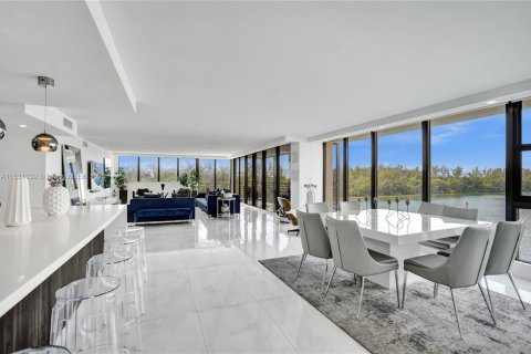 Condominio en alquiler en Boca Raton, Florida, 4 dormitorios, 241.55 m2 № 1935345 - foto 25