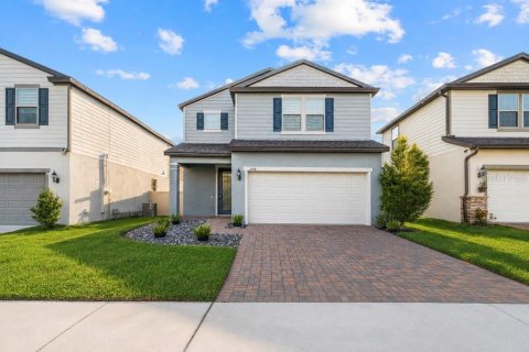 Villa ou maison à vendre à Kissimmee, Floride: 4 chambres, 197.7 m2 № 2322618 - photo 3