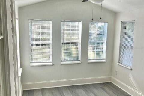 Apartamento en alquiler en Eustis, Florida, 3 dormitorios, 92.9 m2 № 1813029 - foto 5