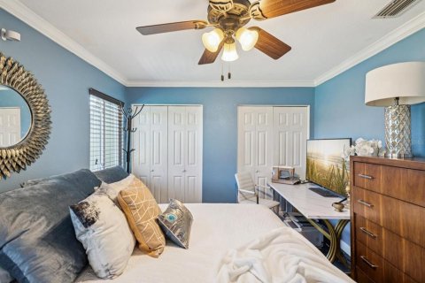 Townhouse in Saint Petersburg, Florida 2 bedrooms, 95.69 sq.m. № 2156860 - photo 27
