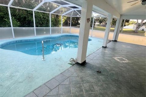Casa en venta en North Port, Florida, 3 dormitorios, 193.24 m2 № 2152384 - foto 4