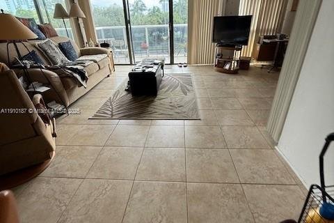 Купить кондоминиум в Авентура, Флорида 1 спальня, 92.53м2, № 1966118 - фото 25