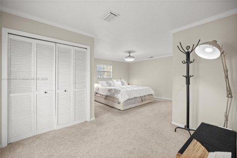 House in Ocala, Florida 3 bedrooms, 203.46 sq.m. № 1963689 - photo 29