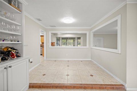 House in Ocala, Florida 3 bedrooms, 203.46 sq.m. № 1963689 - photo 12