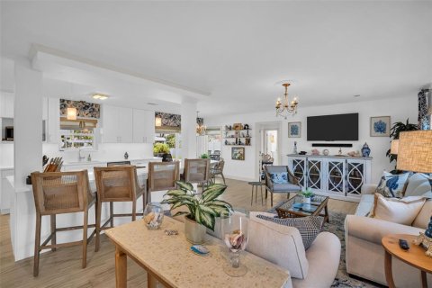 Купить виллу или дом в Ларго, Флорида 8 комнат, 134.52м2, № 1679222 - фото 6