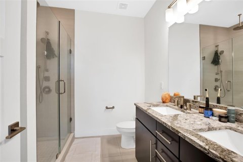 Touwnhouse à louer à Tampa, Floride: 3 chambres, 214.98 m2 № 2166752 - photo 24