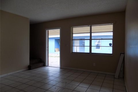 Touwnhouse à louer à Winter Haven, Floride: 2 chambres, 86.96 m2 № 2428971 - photo 9