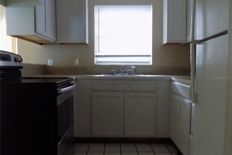 Touwnhouse à louer à Winter Haven, Floride: 2 chambres, 86.96 m2 № 2428971 - photo 8