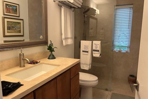 Купить виллу или дом в Ки-Бискейн, Флорида 3 спальни, 196.3м2, № 2052295 - фото 22