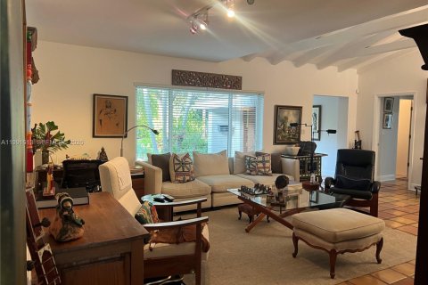 Купить виллу или дом в Ки-Бискейн, Флорида 3 спальни, 196.3м2, № 2052295 - фото 4