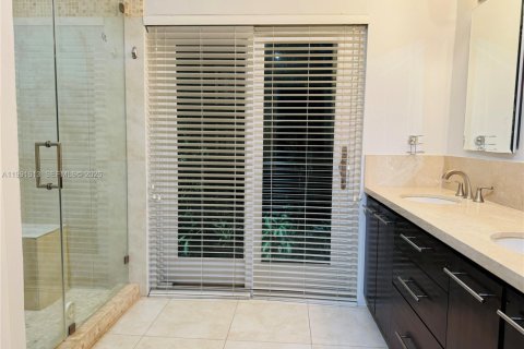 Casa en venta en Key Biscayne, Florida, 3 dormitorios, 196.3 m2 № 2052295 - foto 27