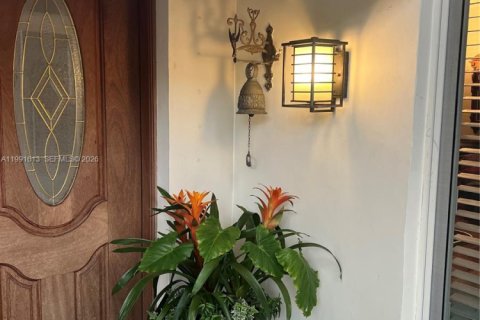 Купить виллу или дом в Ки-Бискейн, Флорида 3 спальни, 196.3м2, № 2052295 - фото 3