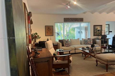 Купить виллу или дом в Ки-Бискейн, Флорида 3 спальни, 196.3м2, № 2052295 - фото 5