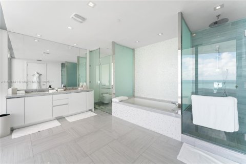Copropriété à vendre à Sunny Isles Beach, Floride: 4 chambres, 281.22 m2 № 2021648 - photo 13