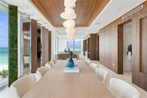 Copropriété à vendre à Sunny Isles Beach, Floride: 4 chambres, 281.22 m2 № 2021648 - photo 4