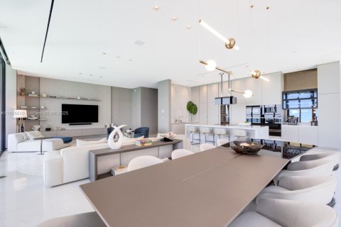 Condo in Sunny Isles Beach, Florida, 3 bedrooms  № 1865453 - photo 12