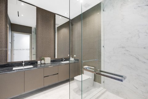 Condo in Sunny Isles Beach, Florida, 3 bedrooms  № 1865453 - photo 27