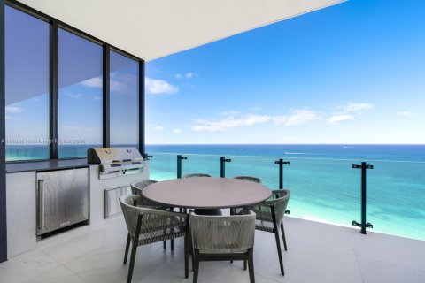 Condo in Sunny Isles Beach, Florida, 3 bedrooms  № 1865453 - photo 17