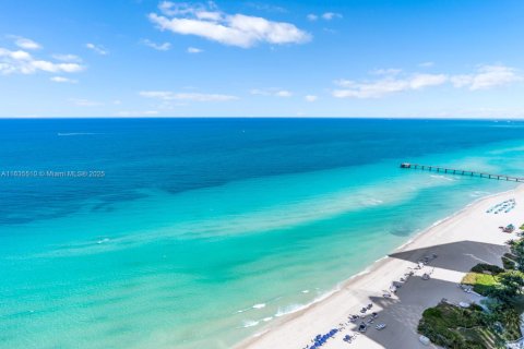 Condo in Sunny Isles Beach, Florida, 3 bedrooms  № 1865453 - photo 20