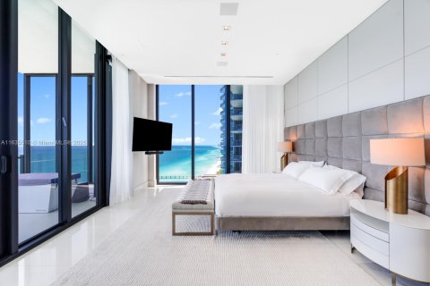 Condo in Sunny Isles Beach, Florida, 3 bedrooms  № 1865453 - photo 23