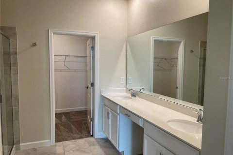 Villa ou maison à louer à Davenport, Floride: 5 chambres, 273.32 m2 № 2420120 - photo 10