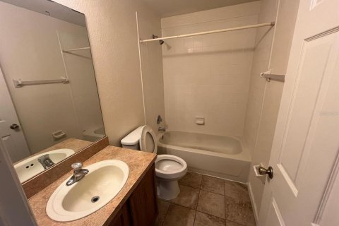 Touwnhouse à louer à Kissimmee, Floride: 3 chambres, 187.01 m2 № 2421925 - photo 11