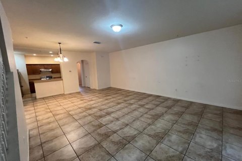Touwnhouse à louer à Kissimmee, Floride: 3 chambres, 187.01 m2 № 2421925 - photo 6