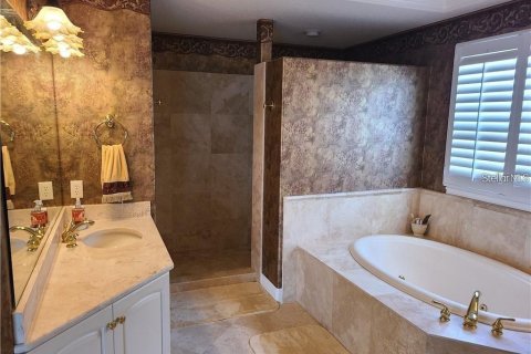Casa en alquiler en Orlando, Florida, 5 dormitorios, 399.48 m2 № 2195990 - foto 5